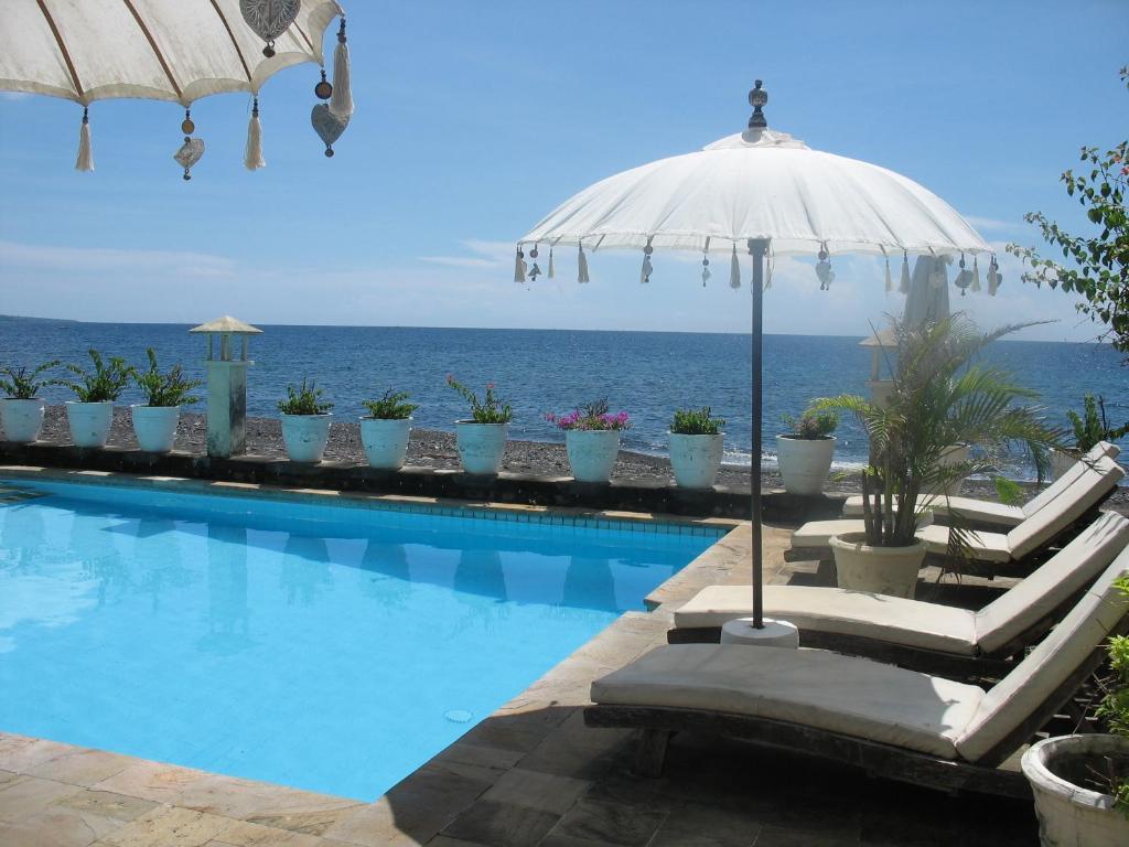 Kembali Beach Bungalows Amed Екстериор снимка